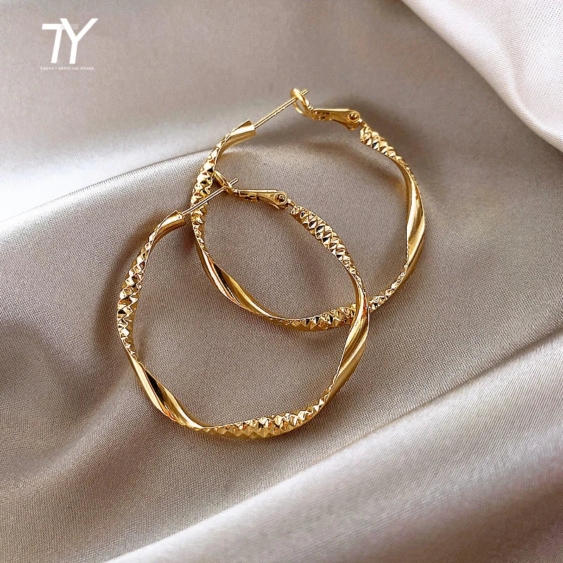 Femlion Gold Metal Hoop Earrings 2023 Fashion Korean Luxury Jewelry