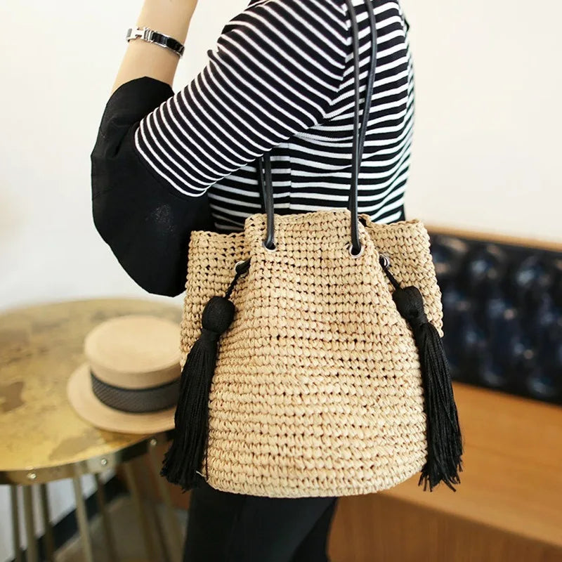 Femlion Woven Straw Beach Bucket Bag Shoulder Leisure Tassel Female Bag