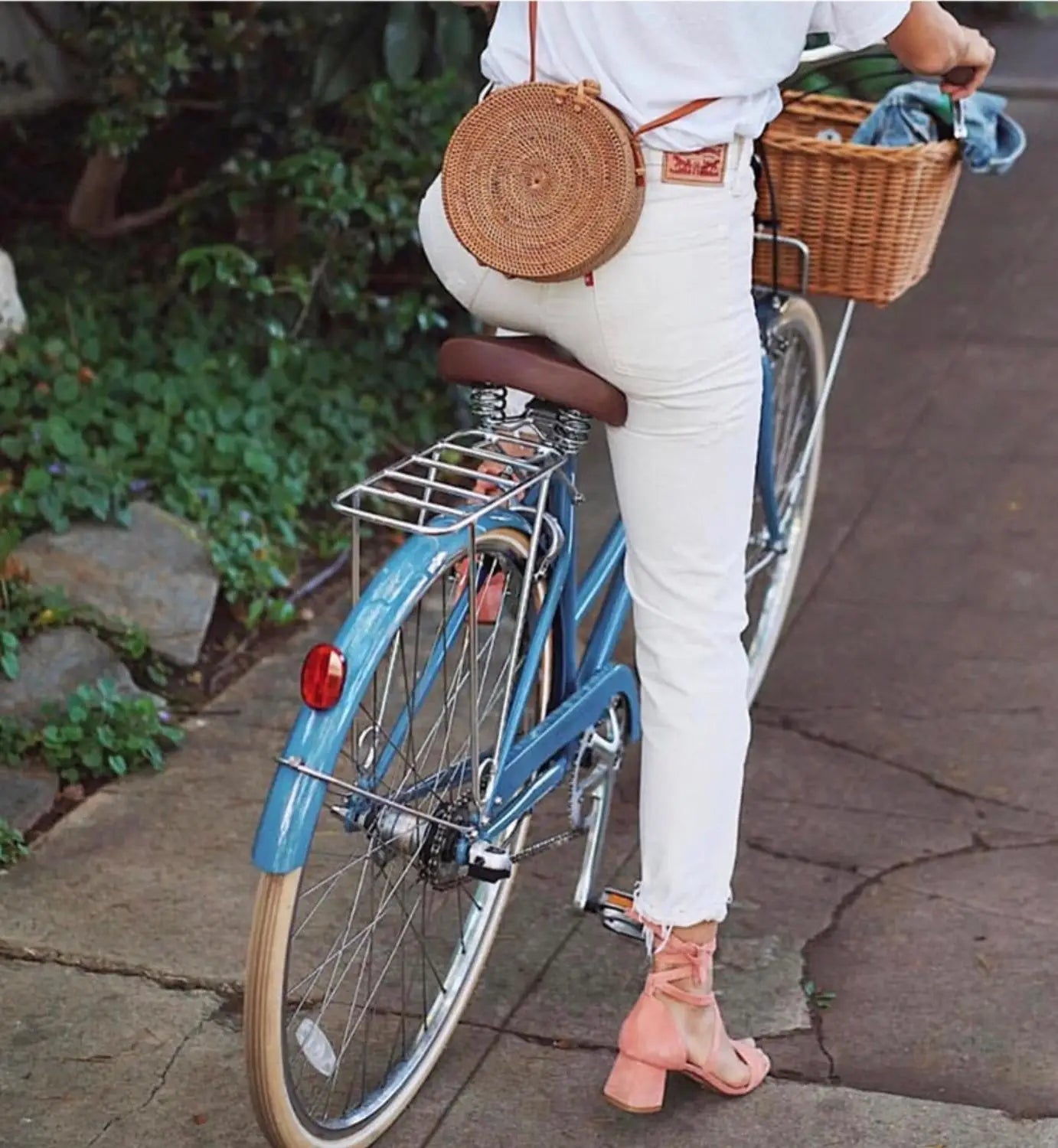 Femlion Round Rattan Bag With Braid Pattern Handmade Woven Shoulder Bag