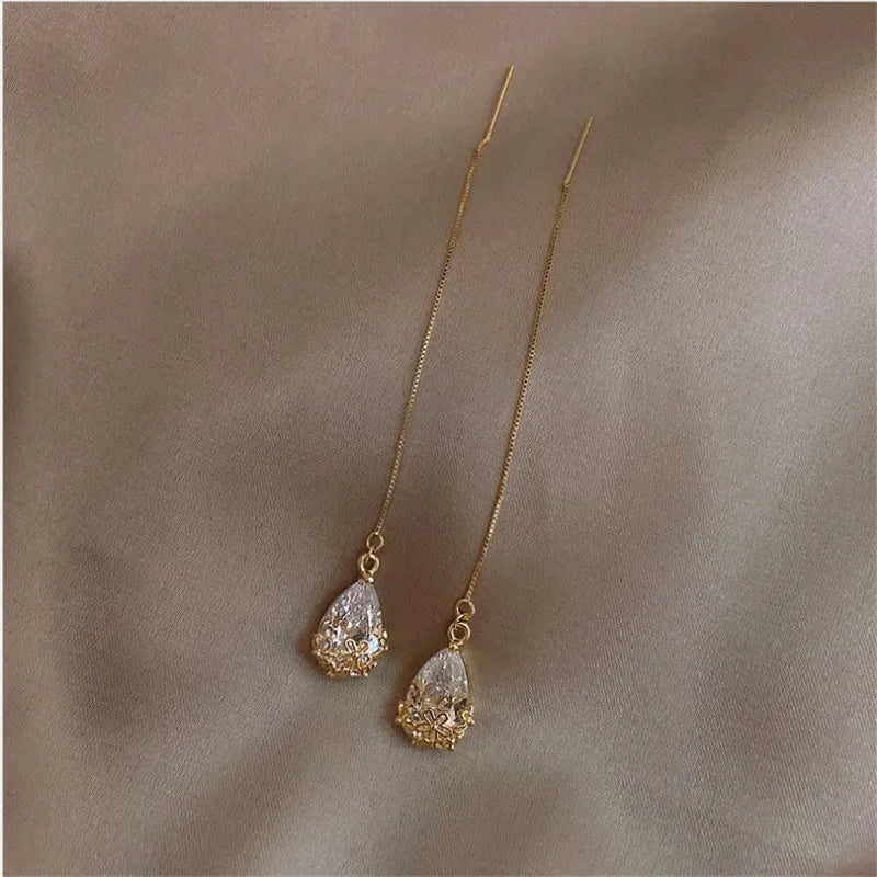 Femlion Crystal Heart & Pearl Drop Earrings - Branch & Leaf Design LV