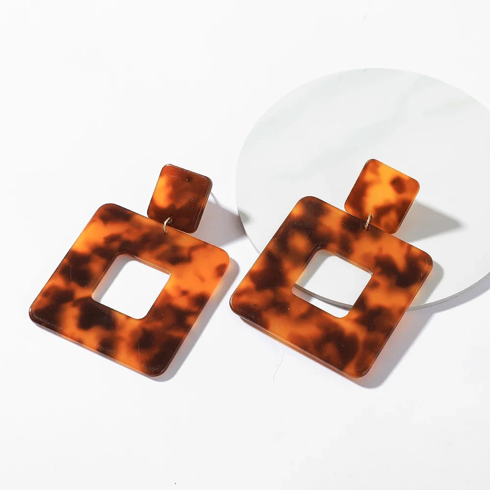 Femlion Acrylic Hoop Earrings: Stylish Resin Statement Jewelry for Women