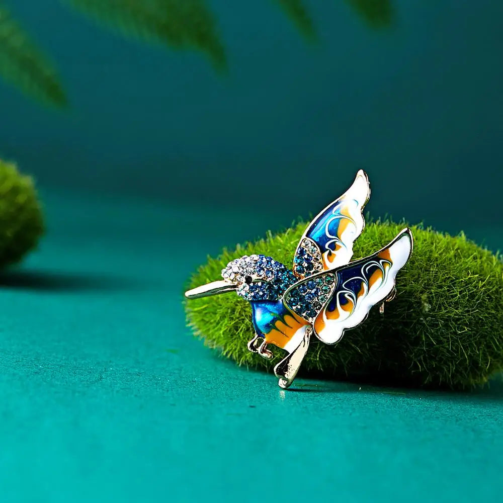 Femlion Colorful Crystal Humming Bird Brooch: Enamel Animal Pin for Women, Wedding Party Jewelry.