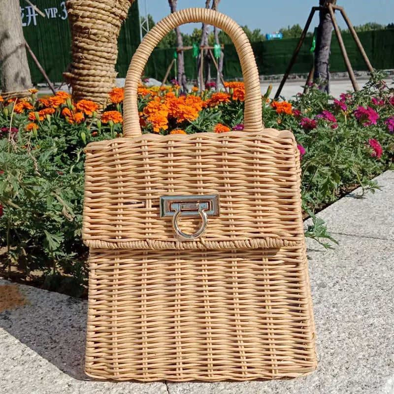 Femlion 2020 Designer Straw Beach Bag Women Handbags Straw Rattan Famous Brand