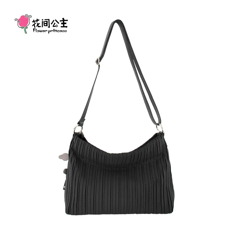 Femlion 2024 Spring Chain Pleated Shoulder Bag Black Crossbody Fashion Handbag