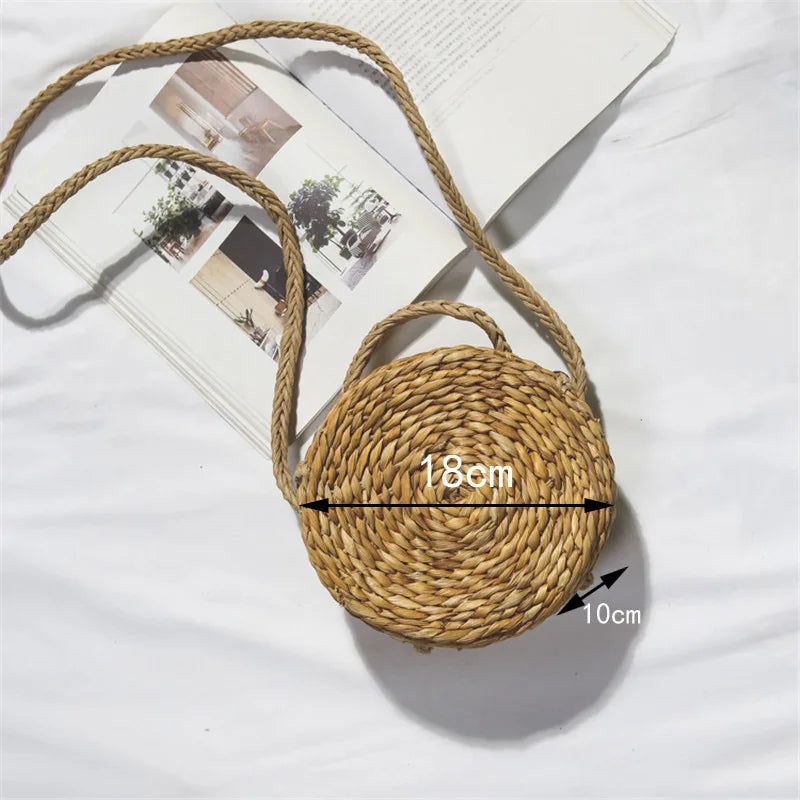 Femlion Rattan Shoulder Bag: Trendy Round Drum Straw Handbag for Spring/Summer 2020