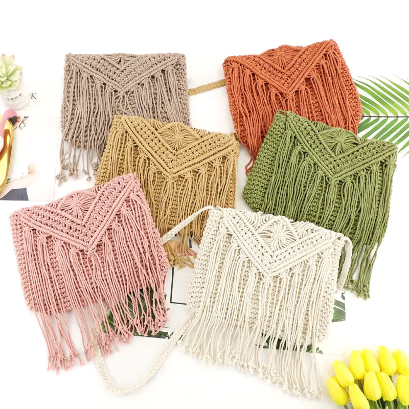 Femlion Straw Tassel Beach Bag Handwoven Crossbody Shoulder Bag