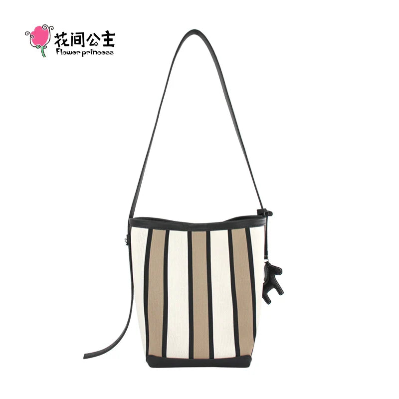 Femlion Knitted Bucket Tote: 2023 Trend Crossbody Bag for Women