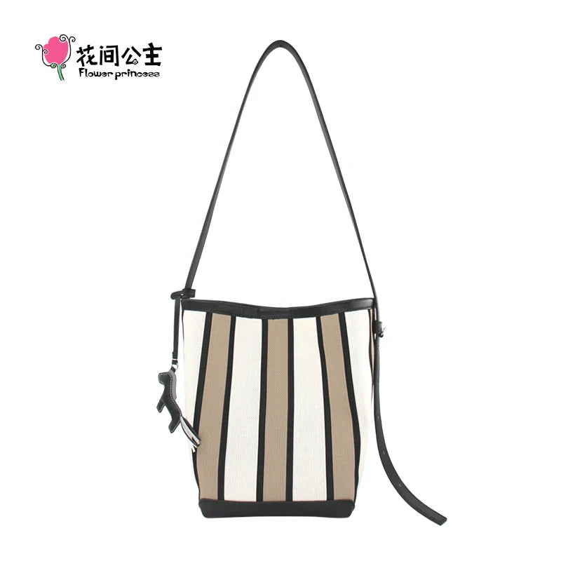 Femlion Knitted Bucket Tote: 2023 Trend Crossbody Bag for Women