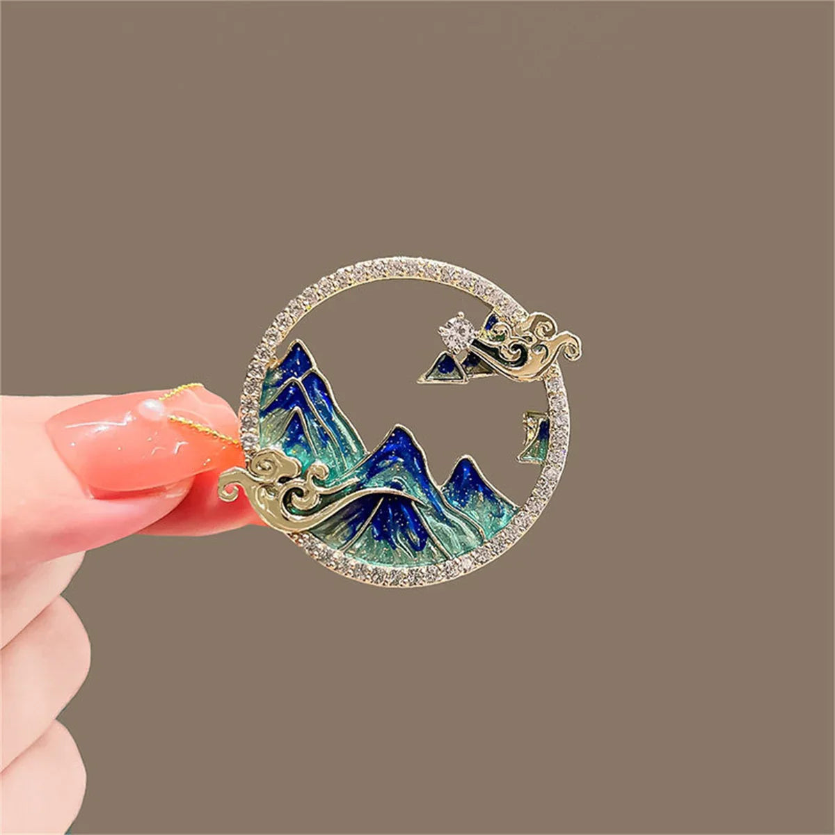 Femlion Chinese Enamel Clouds Brooch Exquisite Cartoon Badge Flight Jewelry