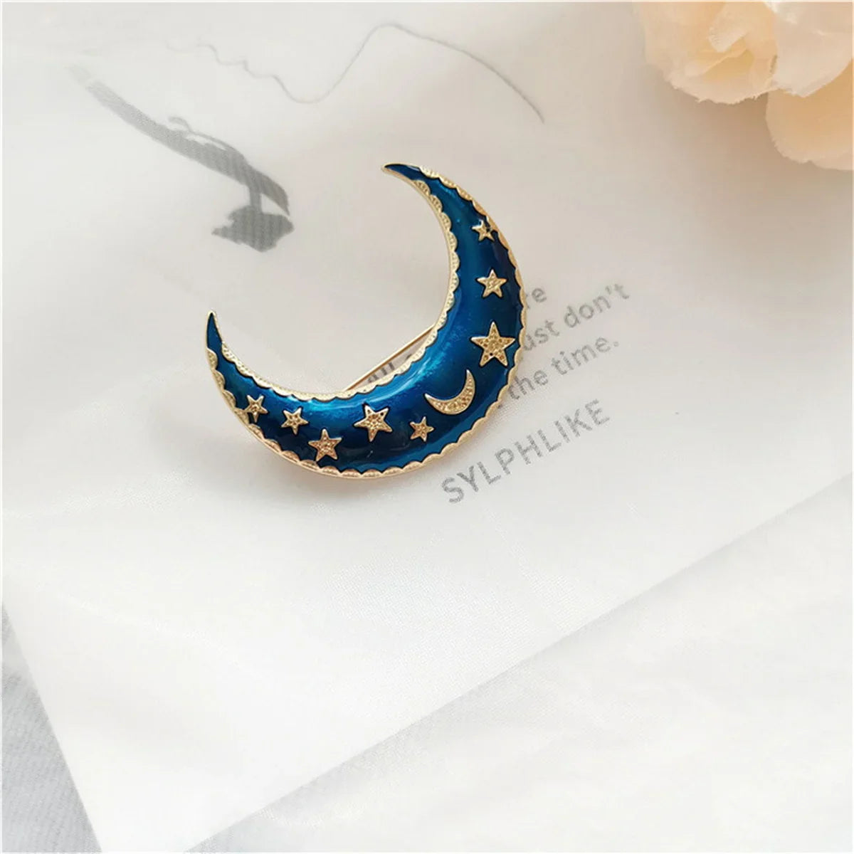 Femlion Vintage Blue Enamel Moon Star Brooch Pins for Women - Crescent Pattern Lapel Badge