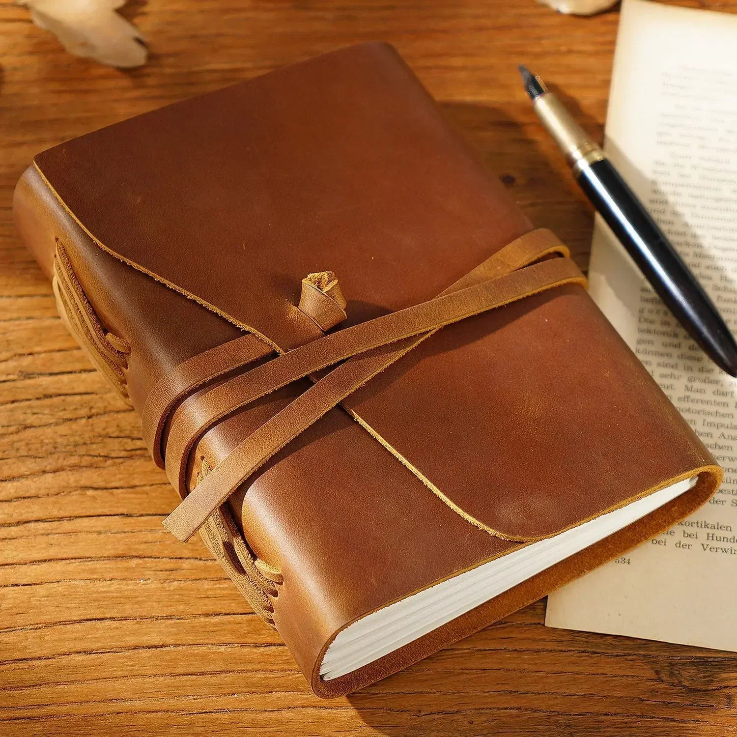 Femlion Retro Traveler Notebook: Handmade Cowhide Diary Book