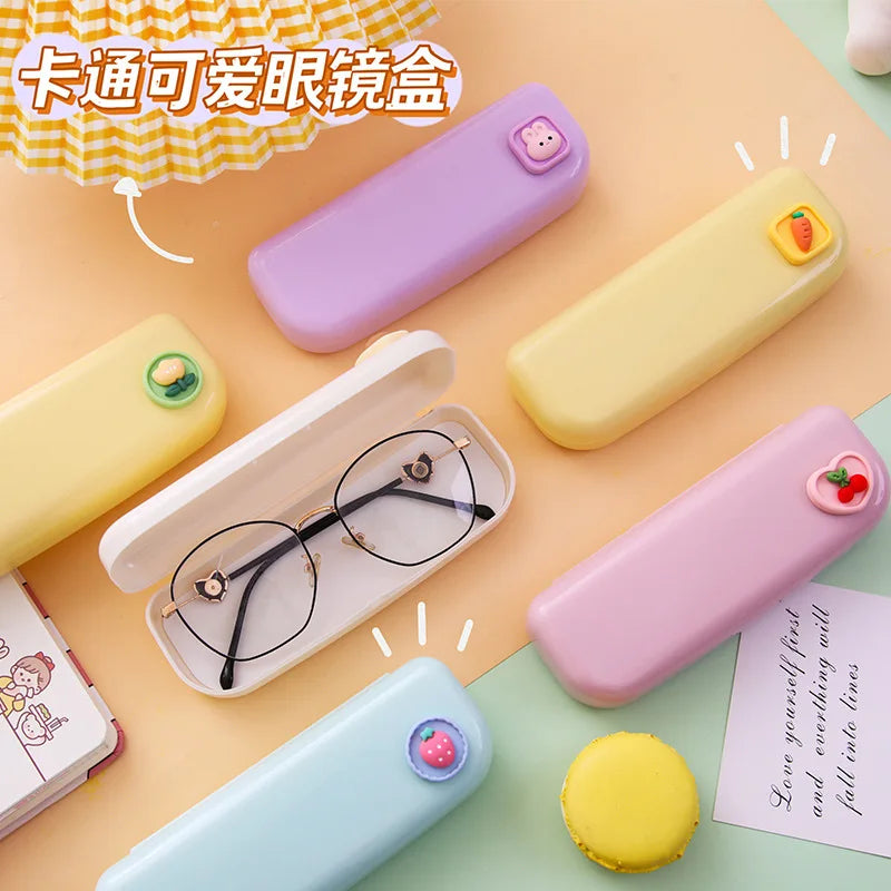 Femlion Stylish Glasses Storage Case