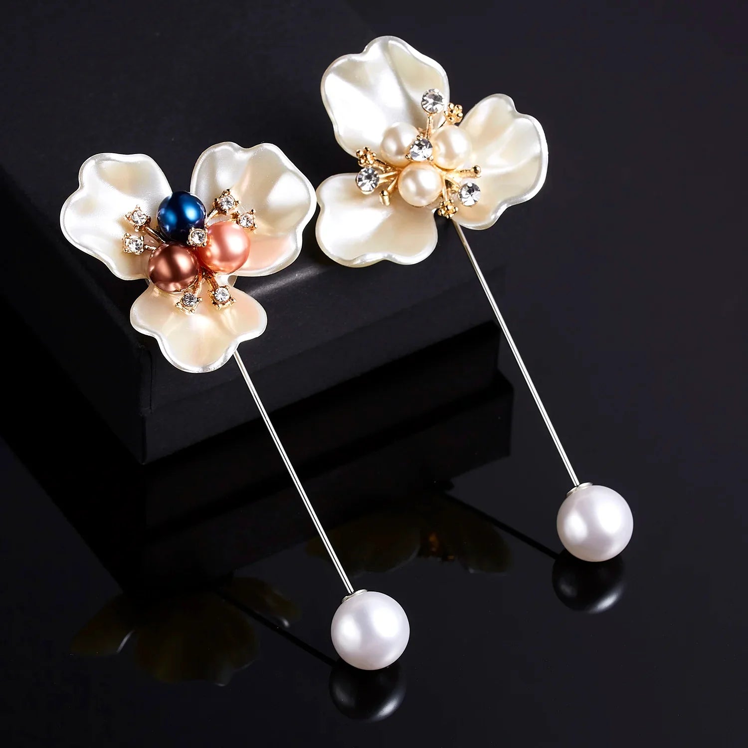 Femlion White Pearl Camellia Flower Brooch Petal Lapel Pin Bouquet Gift