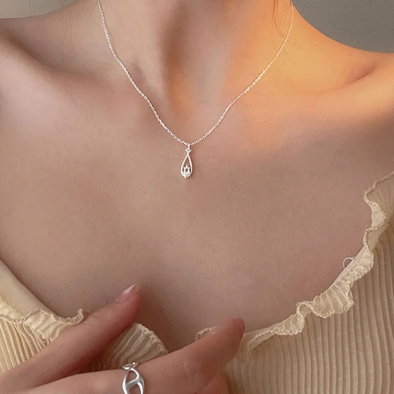 Femlion Zircon Water Drop Pendant Necklace - Vintage Clavicle Chain Jewelry