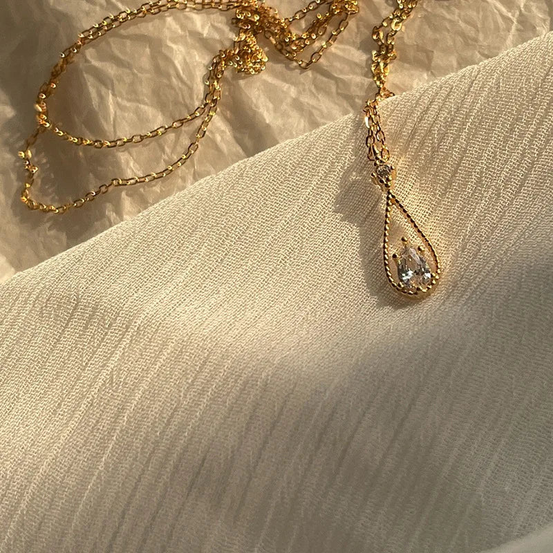 Femlion Zircon Water Drop Pendant Necklace - Vintage Clavicle Chain Jewelry