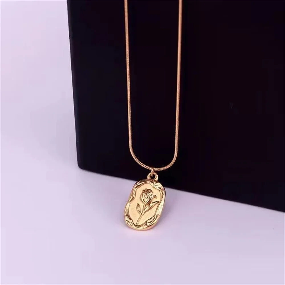 Femlion Geometric Rose Pendant Necklace - Boho Gold Snake Chain Choker