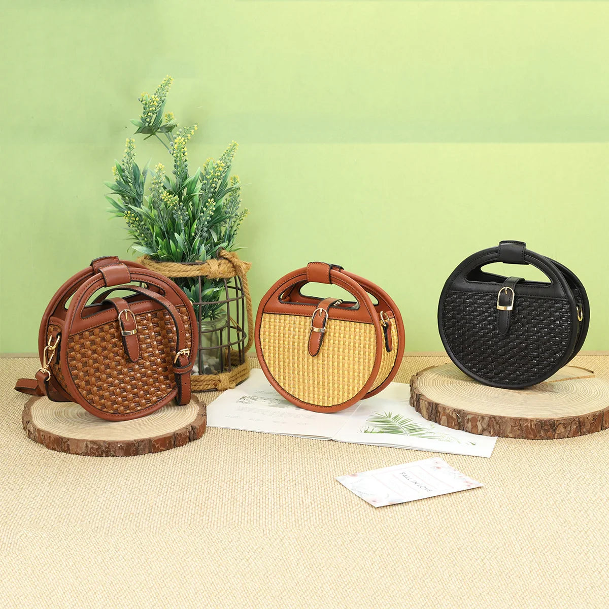 Femlion 2023 Straw Woven Bag New Niche Design Fashion Trend Advanced Texture One Shoulder Messenger Bag