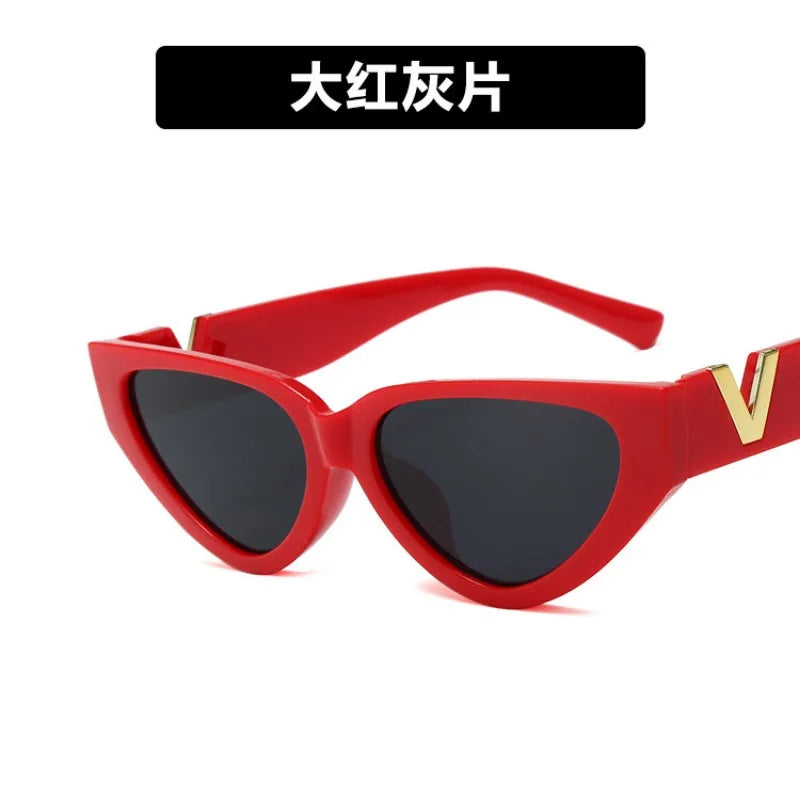 Femlion Retro Cat Eye Sunglasses Rectangle Fashion Eyewear