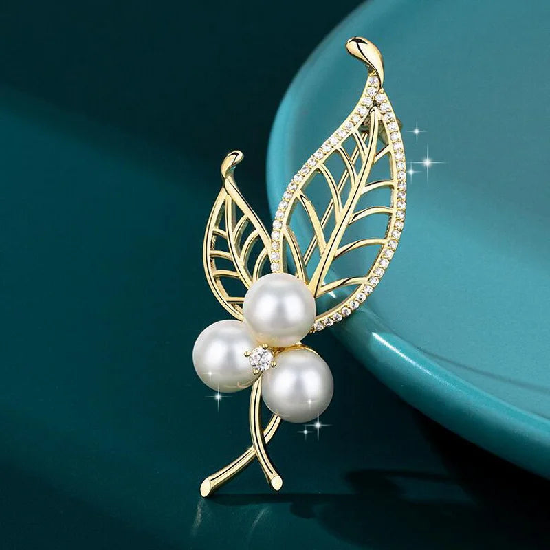 Femlion Elegant Pearl Leaves Wreath Brooch with Rhinestone Butterfly & Flower