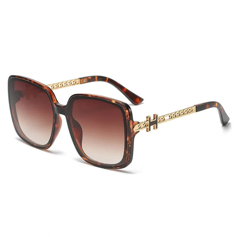 Femlion Rivet Sunglasses: Euro-American Fashion Statement