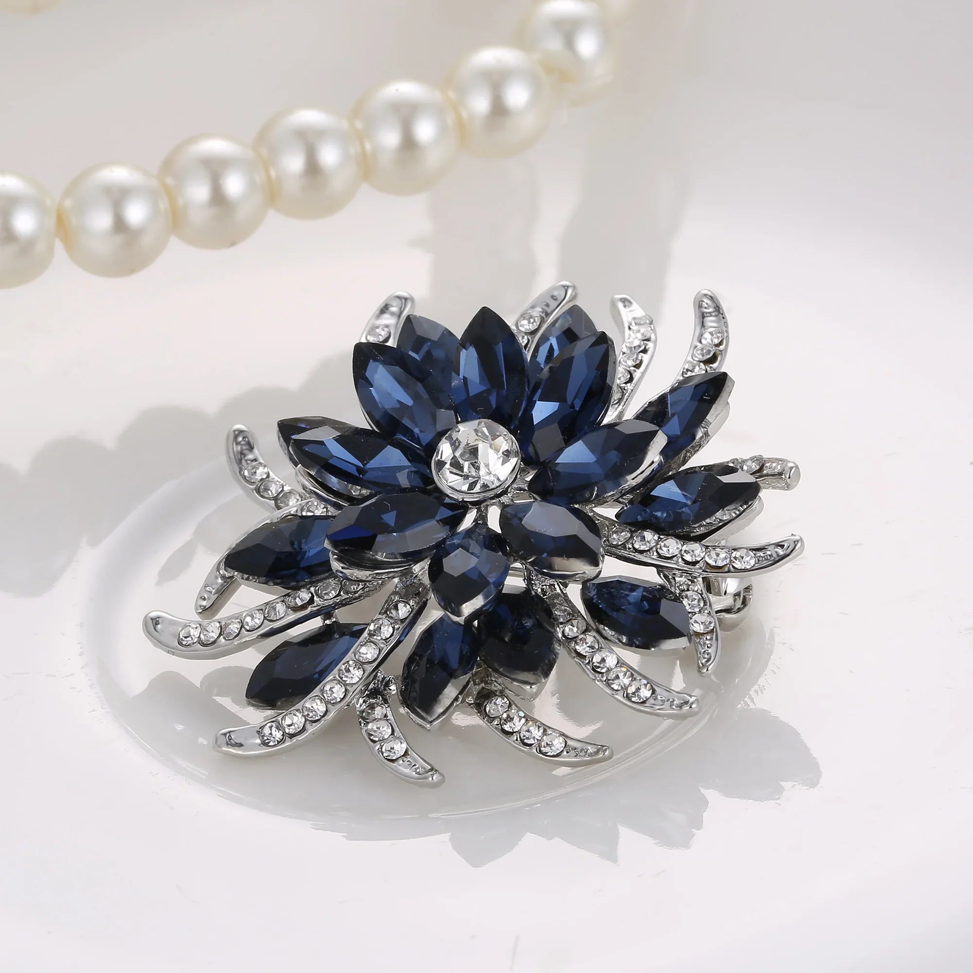 Femlion Shining Blue Glass Flower Brooches Vintage Crystal Lapel Pin Party Jewelry