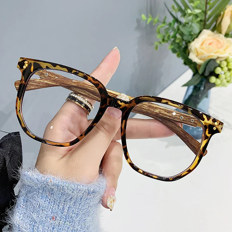 Femlion Retro Wood Grain Anti-blue Light Myopia Glasses for Women Men -1.0 to -6.0