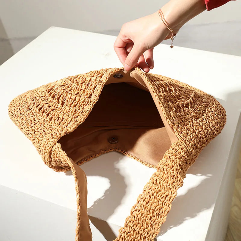 Femlion Straw Woven Round Beach Bag for Summer Vacation and High Capacity