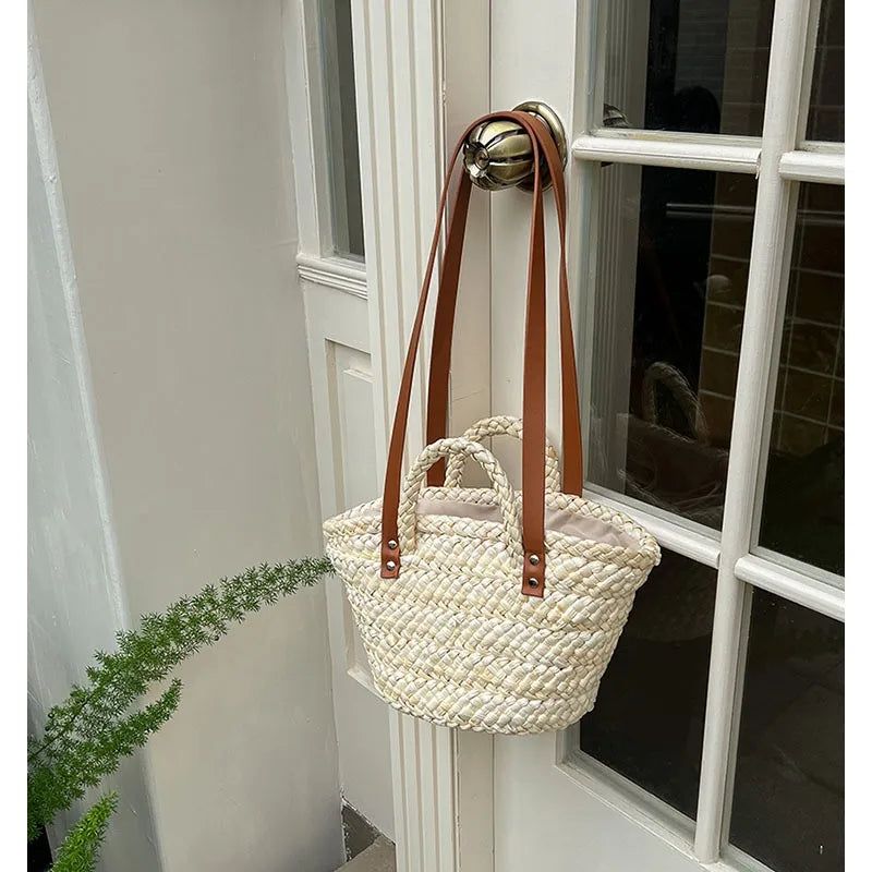 Femlion Corn Skin Woven Beach Vacation Bag