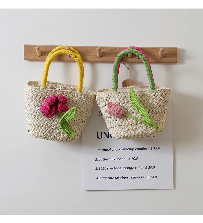 Femlion Tulip Straw Bag: 2022 Hand-Woven Rattan Handbag for Fresh Style